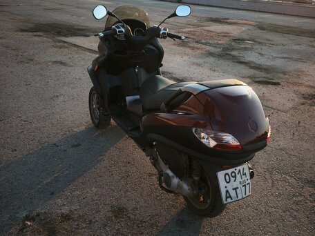 2007 Piaggio MP3, красный, 220000 рублей, вид 4