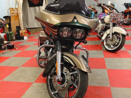 2013 Harley-Davidson CVO Road Glide, зелёный, 1575000 рублей, вид 3