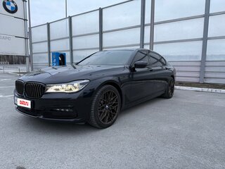 2016 BMW 7 серии Long 730Ld xDrive VI (G11/G12), чёрный, 5000000 рублей, вид 1