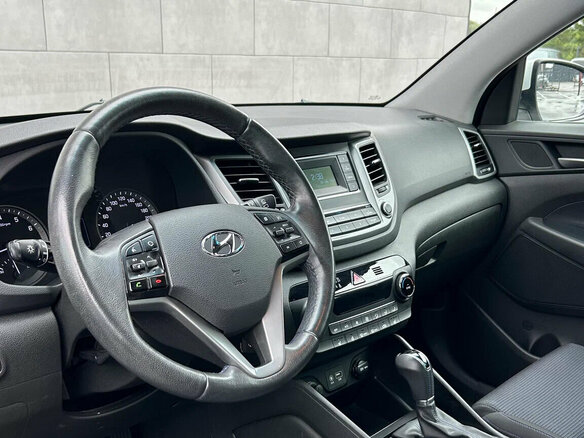2018 Hyundai Tucson III, белый, 2110000 рублей - вид 9