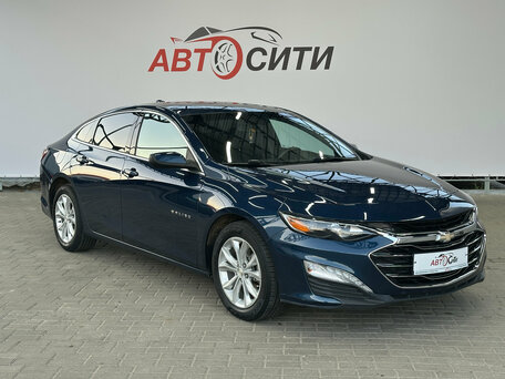 2019 Chevrolet Malibu IX Рестайлинг, синий, 1520000 рублей, вид 3