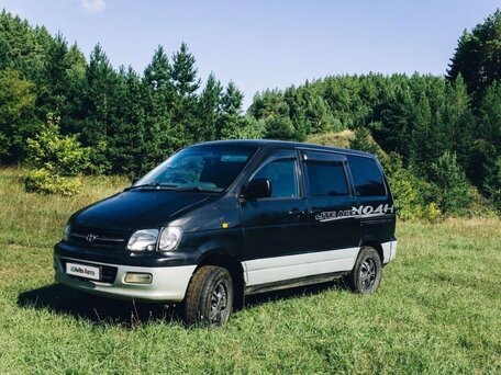 1999 Toyota Lite Ace Noah V, чёрный, 640000 рублей, вид 2