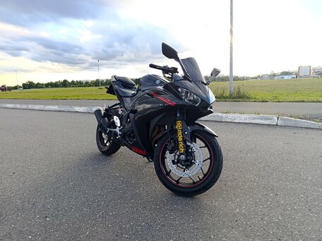 2015 Yamaha YZF-R3, чёрный, 466000 рублей, вид 2