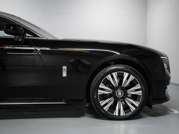 2024 Rolls-Royce Spectre I (Series I), чёрный - вид 10