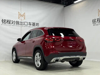 2022 Mercedes-Benz GLA 180 II (H247), красный, 2290005 рублей, вид 5