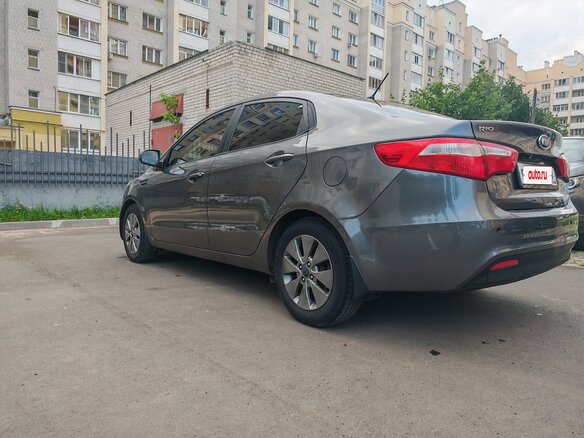 2012 Kia Rio 4-speed III, серый, 800000 рублей - вид 3
