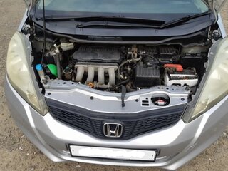 2010 Honda Fit II, серый, 580000 рублей, вид 5