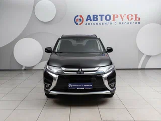 2018 Mitsubishi Outlander III Рестайлинг 3, чёрный, 1837000 рублей, вид 3