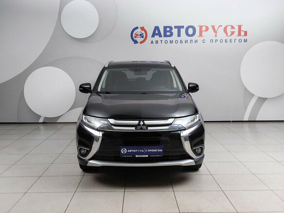 2018 Mitsubishi Outlander III Рестайлинг 2, чёрный, 1735000 рублей - вид 2