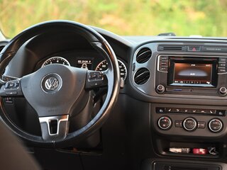 2016 Volkswagen Tiguan I Рестайлинг, синий, 1780000 рублей, вид 4