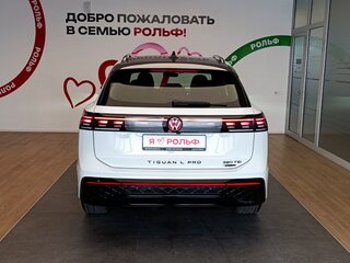 2026 Volkswagen Tiguan L Pro III (China Market), белый, 5390000 рублей, вид 5