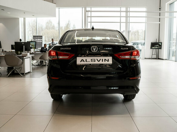 2024 Changan Alsvin, чёрный - вид 5