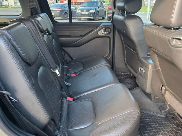 2008 Nissan Pathfinder III, серый - вид 13