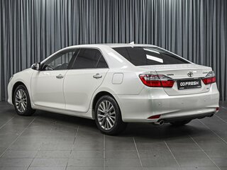 2016 Toyota Camry VII (XV50) Рестайлинг, белый, 2289000 рублей, вид 2
