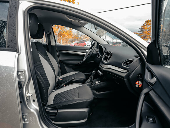 2026 Lada (ВАЗ) Vesta I Рестайлинг (NG), серебристый, 1650000 рублей - вид 7