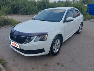 2017 Skoda Octavia III (A7) Рестайлинг, белый, 1150000 рублей, вид 3