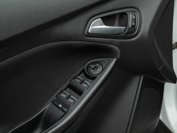 2018 Ford Focus III Рестайлинг, белый, 1195000 рублей - вид 28