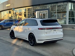 2026 Aito M7 53.4 kWh II, белый, 9990000 рублей, вид 5