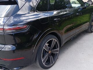 2022 Porsche Cayenne III, чёрный, 8200000 рублей, вид 3