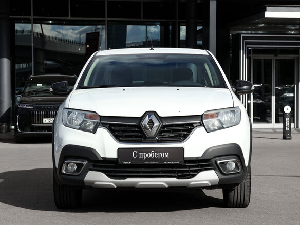 2022 Renault Logan Stepway II Рестайлинг, белый, 1179000 рублей - вид 1