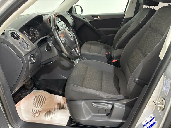 2011 Volkswagen Tiguan I Рестайлинг, серебристый, 1230000 рублей - вид 8