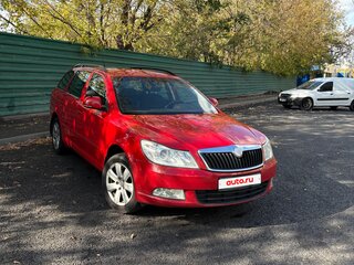 2010 Skoda Octavia II (A5) Рестайлинг, красный, 915000 рублей, вид 3
