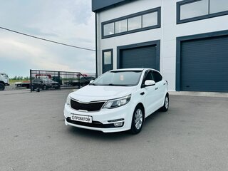 2015 Kia Rio III Рестайлинг, белый, 1049000 рублей, вид 2