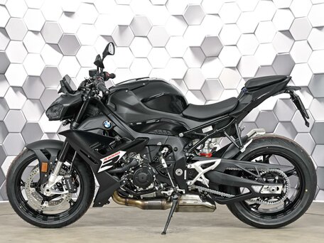 2025 BMW S 1000 R, чёрный, 2049000 рублей, вид 4