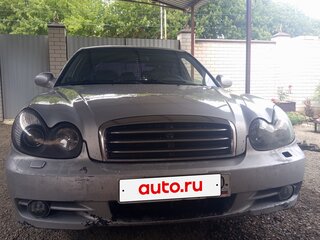 2005 Hyundai Sonata ТагАЗ IV (EF) Рестайлинг, серебристый, 300000 рублей, вид 3