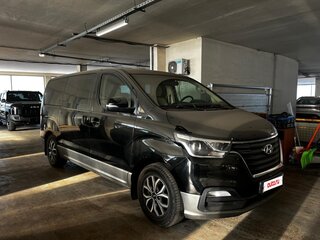 2021 Hyundai H-1 II Рестайлинг 2, чёрный, 3345000 рублей, вид 1