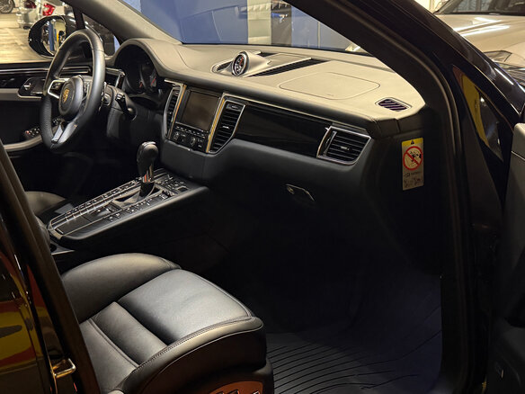 2015 Porsche Macan S I, чёрный, 4800000 рублей - вид 12