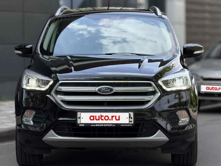 2017 Ford Kuga II Рестайлинг, чёрный, 1600000 рублей, вид 1