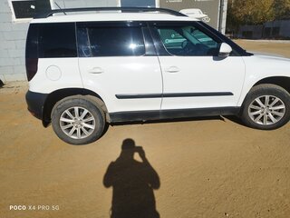 2013 Skoda Yeti I, белый, 800000 рублей, вид 5