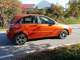 2010 Kia Rio II Рестайлинг, оранжевый, 550000 рублей, вид 2