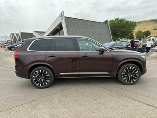 2026 Volvo XC90 B5 II Рестайлинг 2, коричневый, 10950000 рублей, вид 4