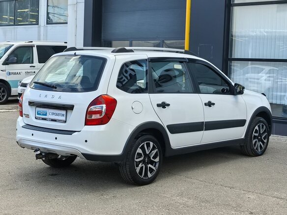 2024 Lada (ВАЗ) Granta Cross I Рестайлинг, белый - вид 4