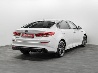 2019 Kia Optima IV Рестайлинг, белый, 2120000 рублей, вид 3