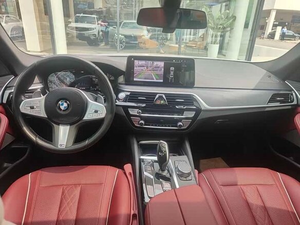 2023 BMW 5 серии Long 530Li VII (G30/G31/G38) Рестайлинг, белый, 5600000 рублей - вид 6