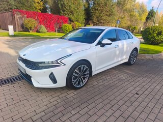 2020 Kia K5 III, белый, 2700000 рублей, вид 1