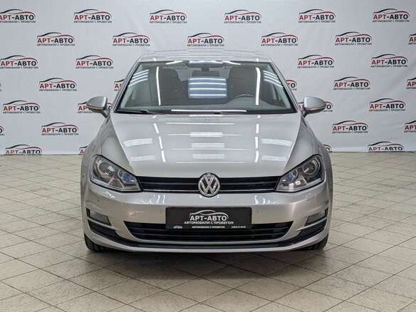 2013 Volkswagen Golf VII, серебристый, 1149000 рублей - вид 1