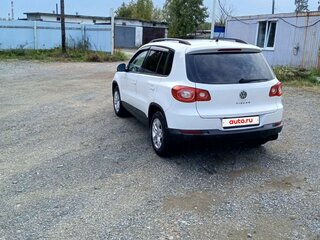 2010 Volkswagen Tiguan I, белый, 950000 рублей, вид 4