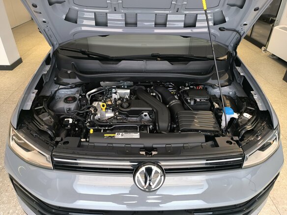 2026 Volkswagen Tharu XR, серый, 2980000 рублей - вид 6