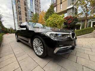 2018 BMW 5 серии 530i xDrive VII (G30/G31/G38), чёрный, 3790000 рублей, вид 4