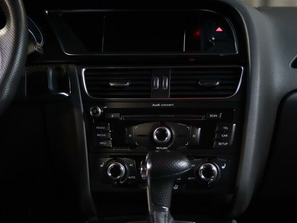 2014 Audi A4 IV (B8) Рестайлинг, белый - вид 9