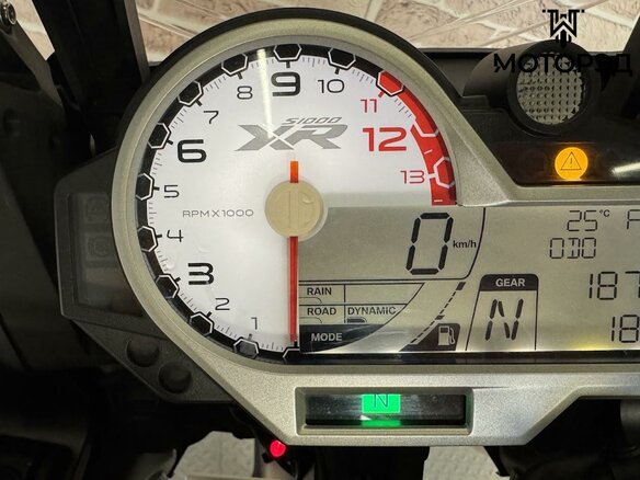 2016 BMW S 1000 XR, белый, 1135000 рублей - вид 11