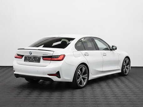 2017 BMW 3 серии 320i xDrive VI (F3x) Рестайлинг, белый, 1815000 рублей, вид 2