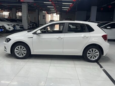 2021 Volkswagen Polo Plus (China Market), белый, 1700000 рублей, вид 3