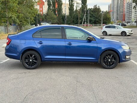 2018 Skoda Rapid I Рестайлинг, синий, 1239000 рублей, вид 4