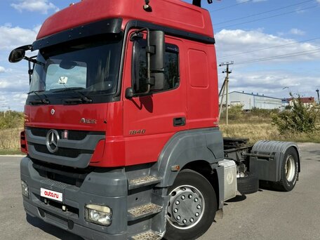 2013 Mercedes-Benz Axor, красный, 3500000 рублей, вид 5