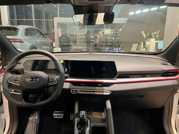 2026 Geely Coolray I Рестайлинг 2, белый, 2964990 рублей - вид 7